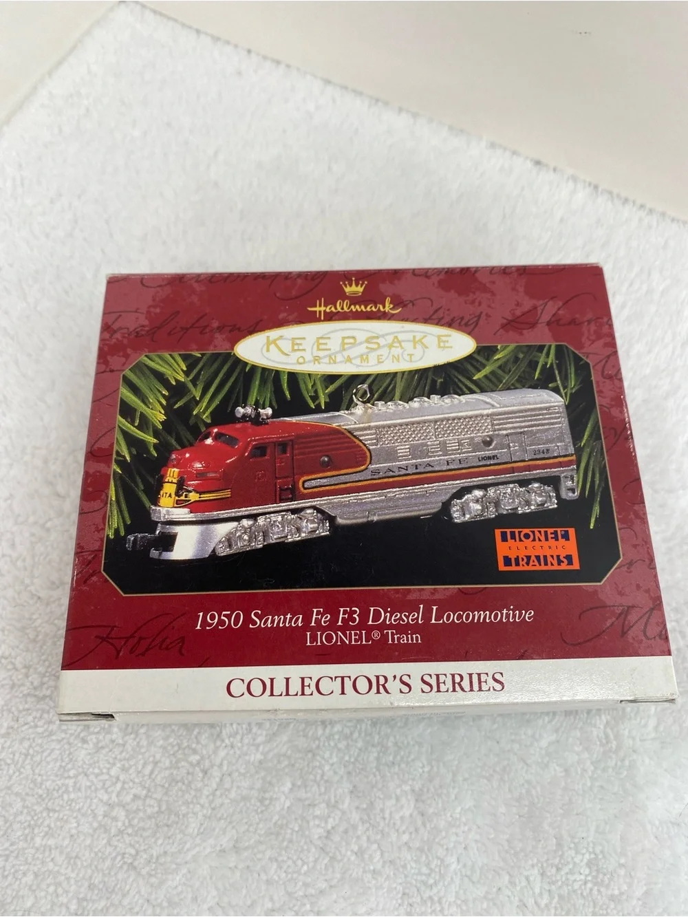 Hallmark Keepsake 1997 Lionel Train  1950 Santa Fe F3 Diesel Locomotive Ornament